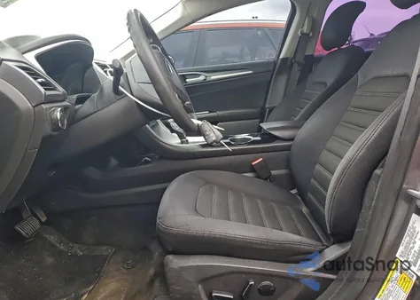 2013 Ford Fusion Se z USA, uszkodzony, nr VIN 3FA6P0HR9DR185458